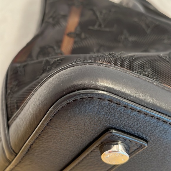 Louis Vuitton Monogram Transparence Lockit - Picture 5 of 16